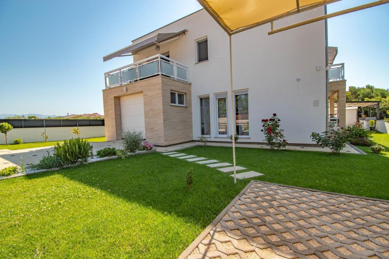 Villa Wiena Vir Exterior foto